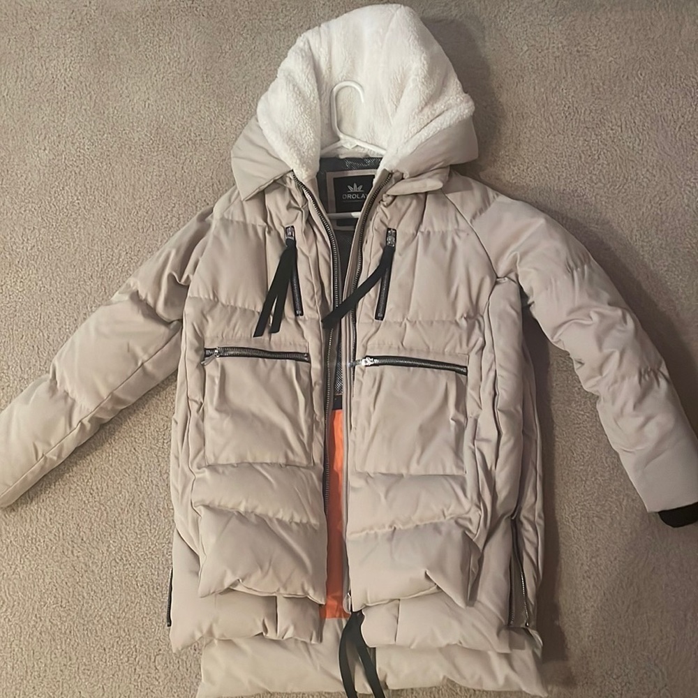 The Amazon Orolay Coat